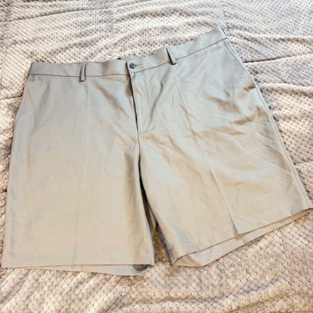 Perry Ellis Portfolio Mens Golf Shorts Tan Khaki Flat Front Size 44 AZ1983
